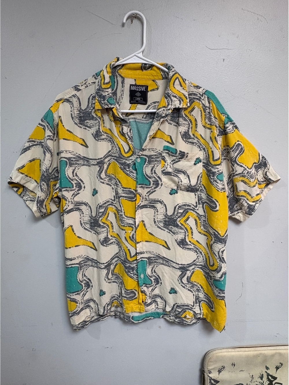 Massive Men's Large Rayon Short Sleeve Button-Up Shirt with Yellow and Teal Geom